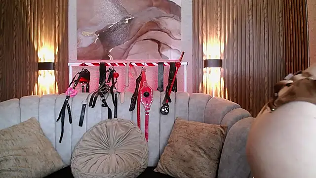 Naty slavedoll online show from April 2026 12:10:01 PM