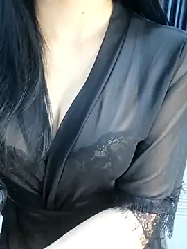  Linez  online show from February 2026 06:00:02 PM