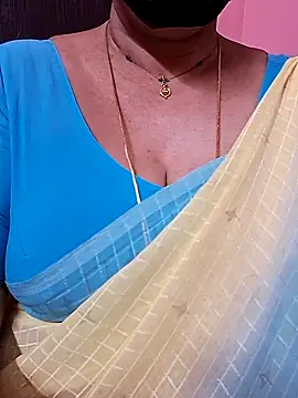 ananya956 online show from February 2026 02:18:01 PM