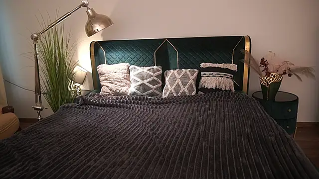 MagicPeachh  online show from May 2026 05:38:02 AM