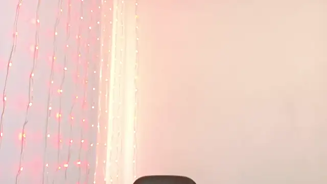 im anna  online show from October 2025 08:06:02 PM