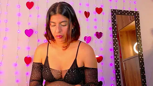 im anna  online show from February 2026 01:04:02 AM