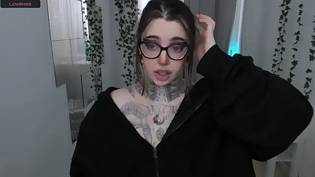 Dixi Pixi  online show from April 2026 07:00:02 AM