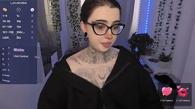 Dixi Pixi  online show from June 2026 05:34:02 AM