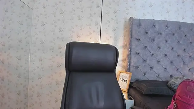 MissSussy online show from April 2026 12:11:02 PM