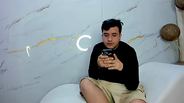 SlimLoves online show from February 2026 07:48:01 AM