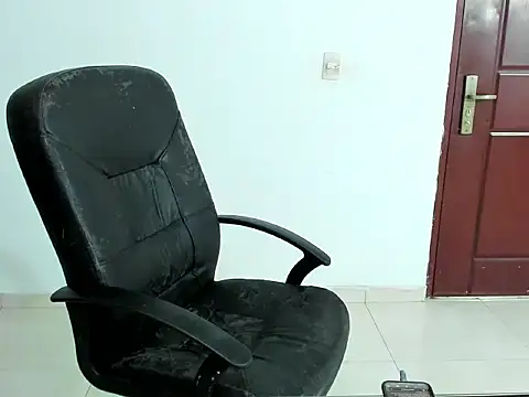 Snapshot of Chandler_ken chatting on December 2025 01:21:02 AM Chandler ken online show from December 2025 01:21:02 AM