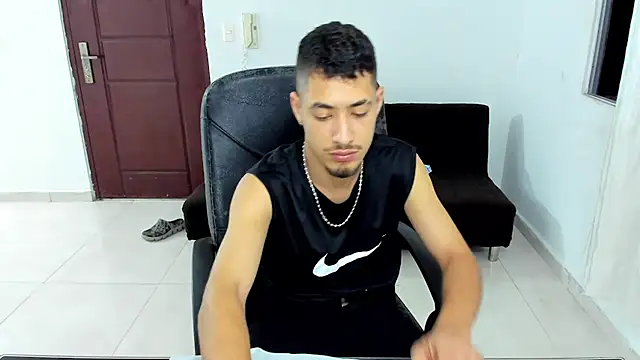 Snapshot of Chandler_ken chatting on February 2026 01:15:01 AM Chandler ken online show from February 2026 01:15:01 AM