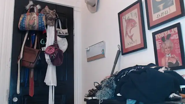 fern4ever online show from November 2025 11:38:01 PM