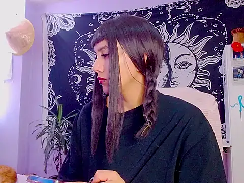 melissahowl online show from July 2026 03:55:01 PM