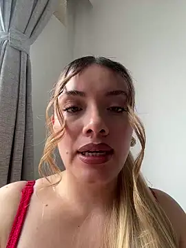 Snapshot of valery_mora chatting on July 2026 05:16:01 PM valery mora online show from July 2026 05:16:01 PM