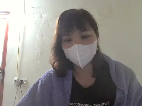 Angela-Eira online show from March 2026 11:24:01 PM