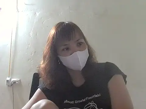 Snapshot of Angela-Eira chatting on June 2026 07:24:02 PM Angela-Eira online show from June 2026 07:24:02 PM