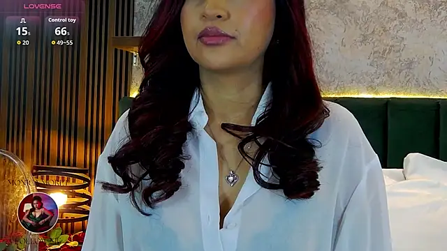 Snapshot of MonicaMoret chatting on June 2026 01:03:02 PM MonicaMoret online show from June 2026 01:03:02 PM