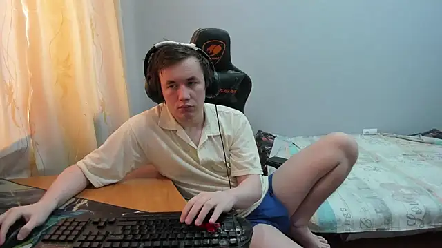 iliaskrislove online show from February 2026 09:08:01 AM