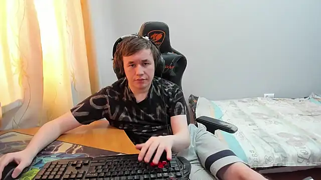 iliaskrislove online show from February 2026 07:02:01 AM