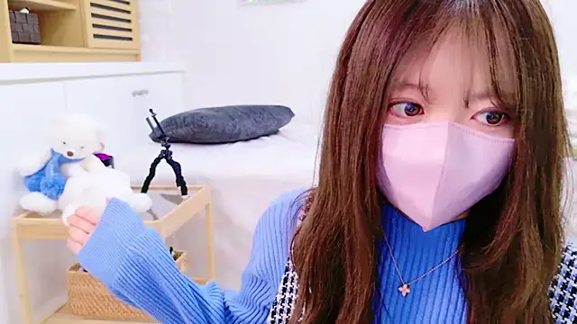 Snapshot of yuki-chi chatting on December 2024 02:00:02 PM yuki-chi online show from December 2024 02:00:02 PM