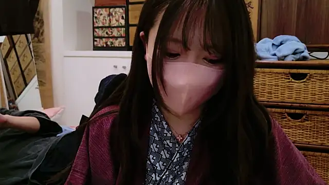 Snapshot of yuki-chi chatting on December 2024 02:54:02 PM yuki-chi online show from December 2024 02:54:02 PM