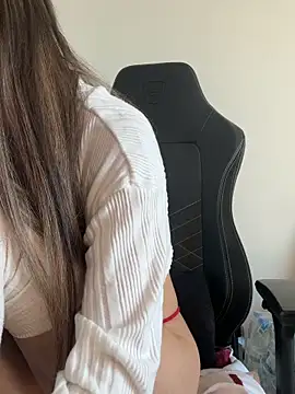 Snapshot of AmaliaMarkova_ chatting on December 2025 09:49:01 AM AmaliaMarkova online show from December 2025 09:49:01 AM