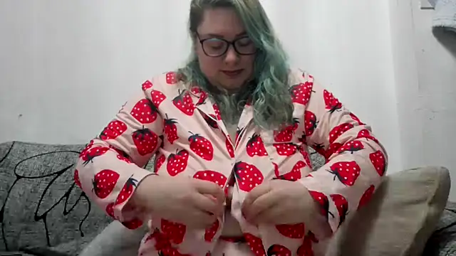 Bustycurves online show from April 2026 11:02:02 PM