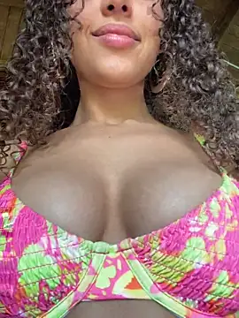 Snapshot of Rati_Curly chatting on February 2026 03:10:01 PM Rati Curly online show from February 2026 03:10:01 PM