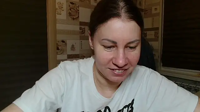 TherestlessKitty online show from April 2026 10:18:01 PM