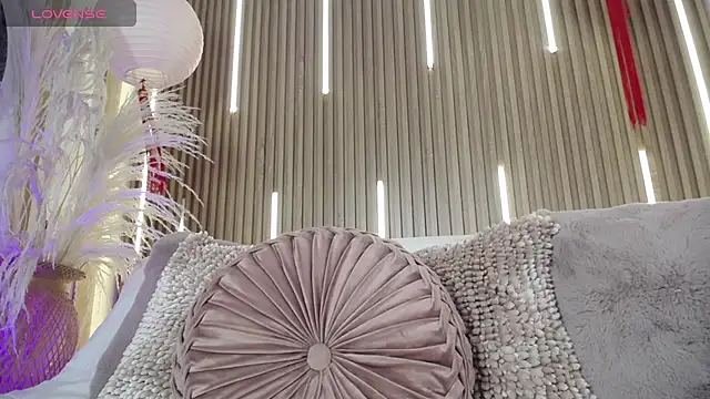 Tayzon Foxxx online show from March 2026 08:26:01 PM