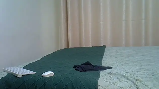 jeyberrie online show from June 2026 09:30:02 PM