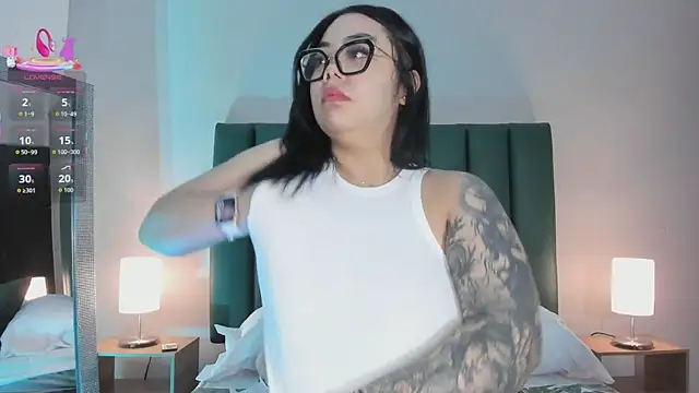 juicy led  online show from February 2026 11:10:01 AM