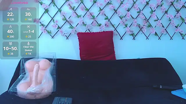 tiffany gomez9 online show from October 2025 02:40:01 PM