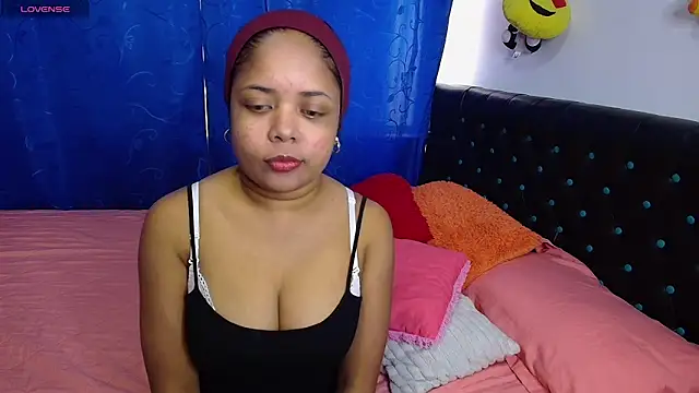 Snapshot of Melikasweetz chatting on April 2026 04:48:01 PM Melikasweetz online show from April 2026 04:48:01 PM