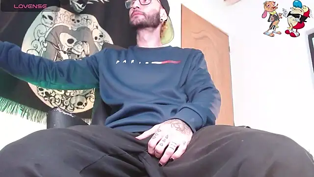 Snapshot of ren_stipee chatting on October 2025 01:57:01 AM ren stipee online show from October 2025 01:57:01 AM