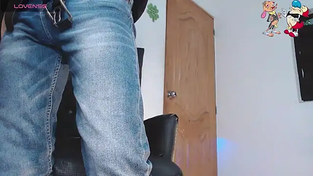 Snapshot of ren_stipee chatting on November 2025 11:37:02 PM ren stipee online show from November 2025 11:37:02 PM