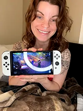 wildefaye online show from October 2025 02:11:01 AM