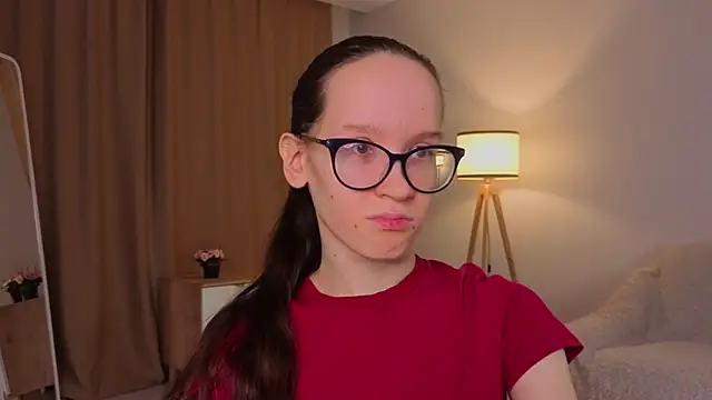 BettyBrowni online show from March 2026 04:13:01 PM