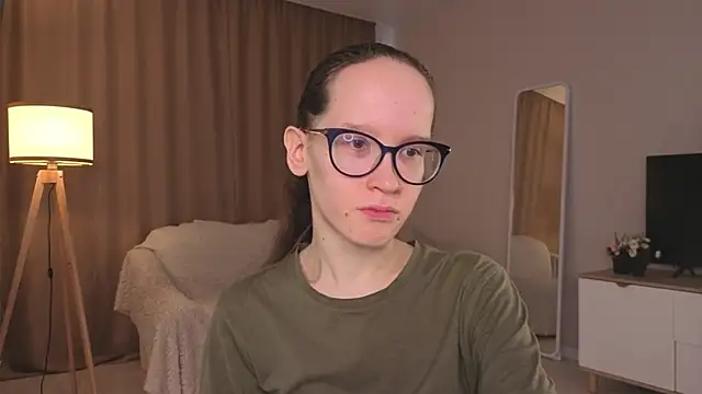 Snapshot of BettyBrowni chatting on May 2026 04:03:01 PM BettyBrowni online show from May 2026 04:03:01 PM