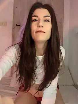 Aisha Moretti online show from October 2025 03:01:02 PM