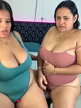twocurvylatins online show from March 2026 12:43:02 PM