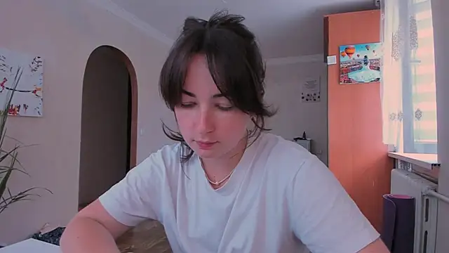 cClandesTina online show from July 2026 10:17:01 AM