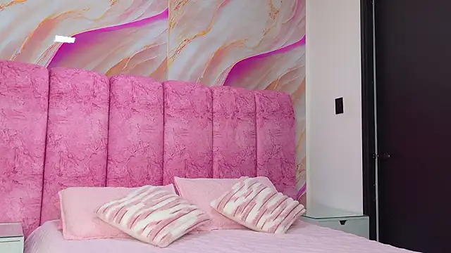 kendal rossi online show from March 2026 11:59:02 AM