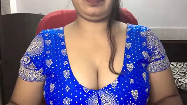 Snapshot of Gulaboo_bhabi chatting on July 2026 05:29:02 PM Gulaboo bhabi online show from July 2026 05:29:02 PM