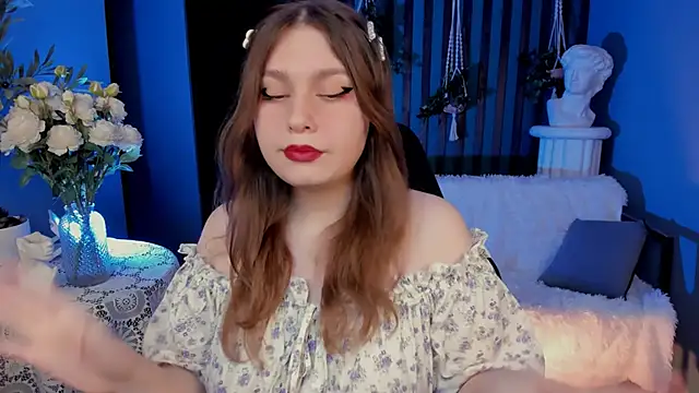 FioraMarmoris online show from April 2026 07:45:01 AM