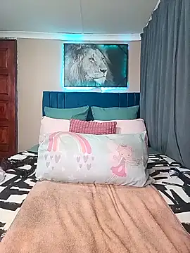 Queen-Chocolate online show from March 2026 03:22:02 AM