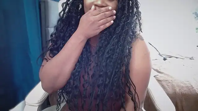 selena42 online show from April 2026 02:27:02 AM