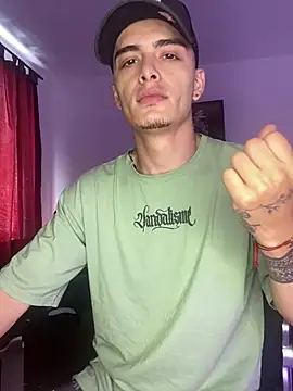 Snapshot of danny_42027 chatting on January 2025 06:41:02 PM danny 42027 online show from January 2025 06:41:02 PM