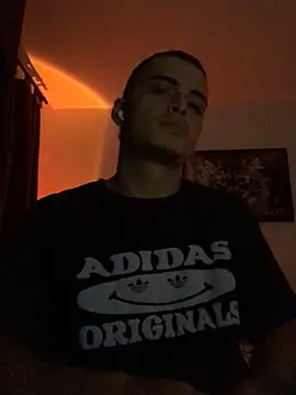 Snapshot of danny_42027 chatting on January 2025 03:29:01 AM danny 42027 online show from January 2025 03:29:01 AM