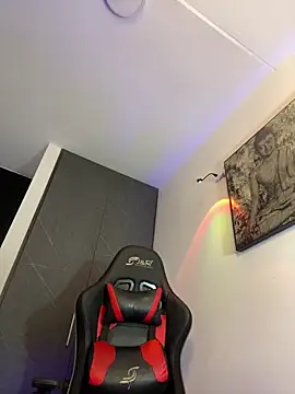 Snapshot of danny_42027 chatting on February 2025 01:11:01 AM danny 42027 online show from February 2025 01:11:01 AM