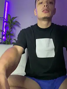 Snapshot of danny_42027 chatting on March 2025 05:31:02 AM danny 42027 online show from March 2025 05:31:02 AM