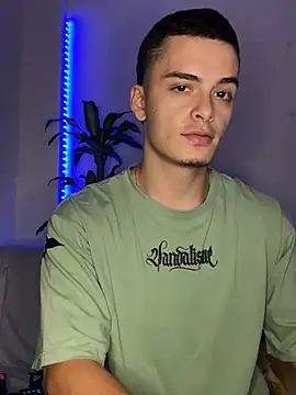 Snapshot of danny_42027 chatting on March 2025 11:35:02 PM danny 42027 online show from March 2025 11:35:02 PM