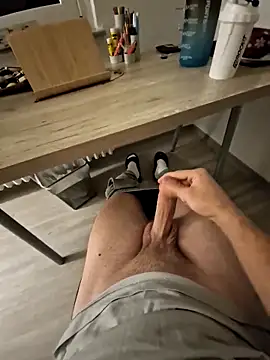 Snapshot of Lion132233 chatting on October 2025 07:55:01 PM Lion132233 online show from October 2025 07:55:01 PM